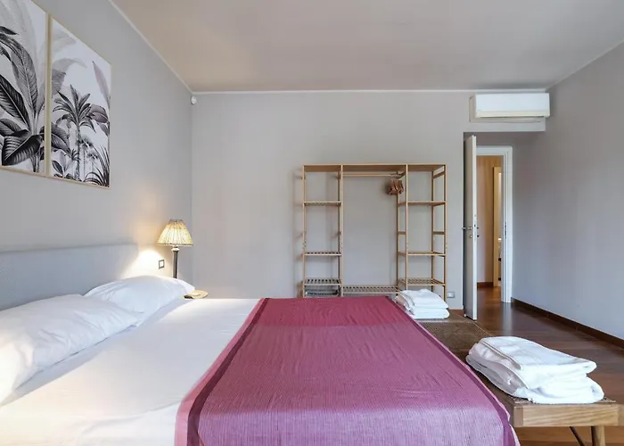 Castello Luxury Apartment - In The Heart Of Milan